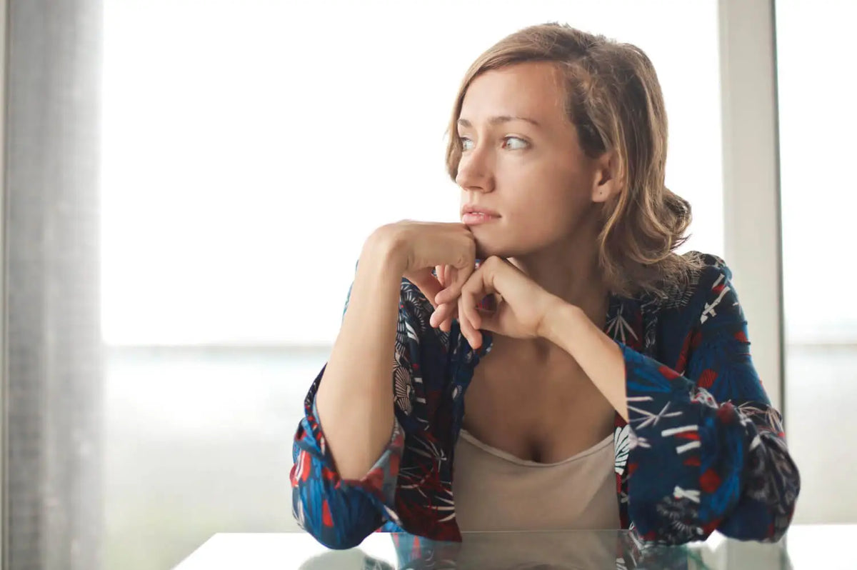femme pensive
